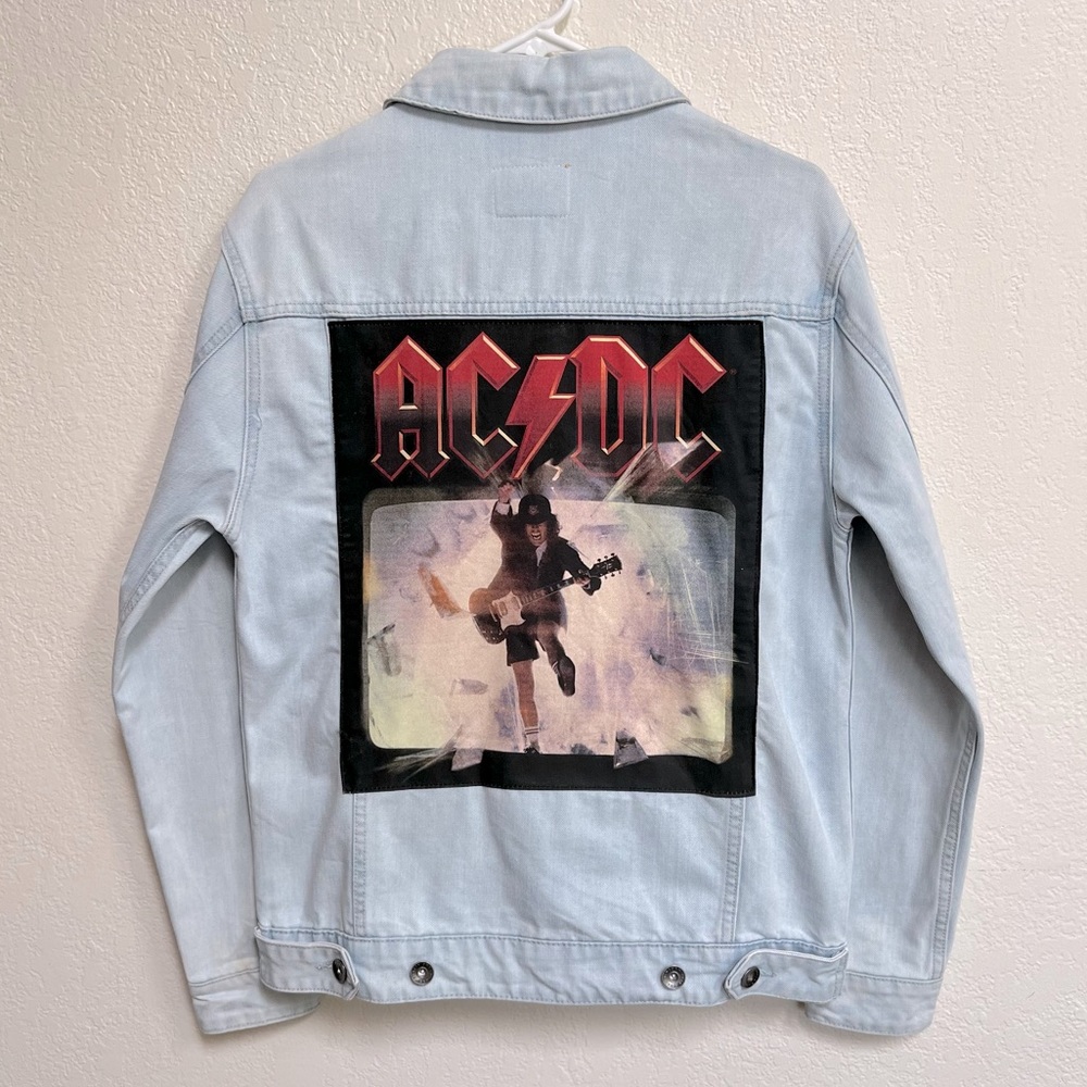 AC/DC × Cotton On Life After Death
Jean Jacket Unisex Sz XS